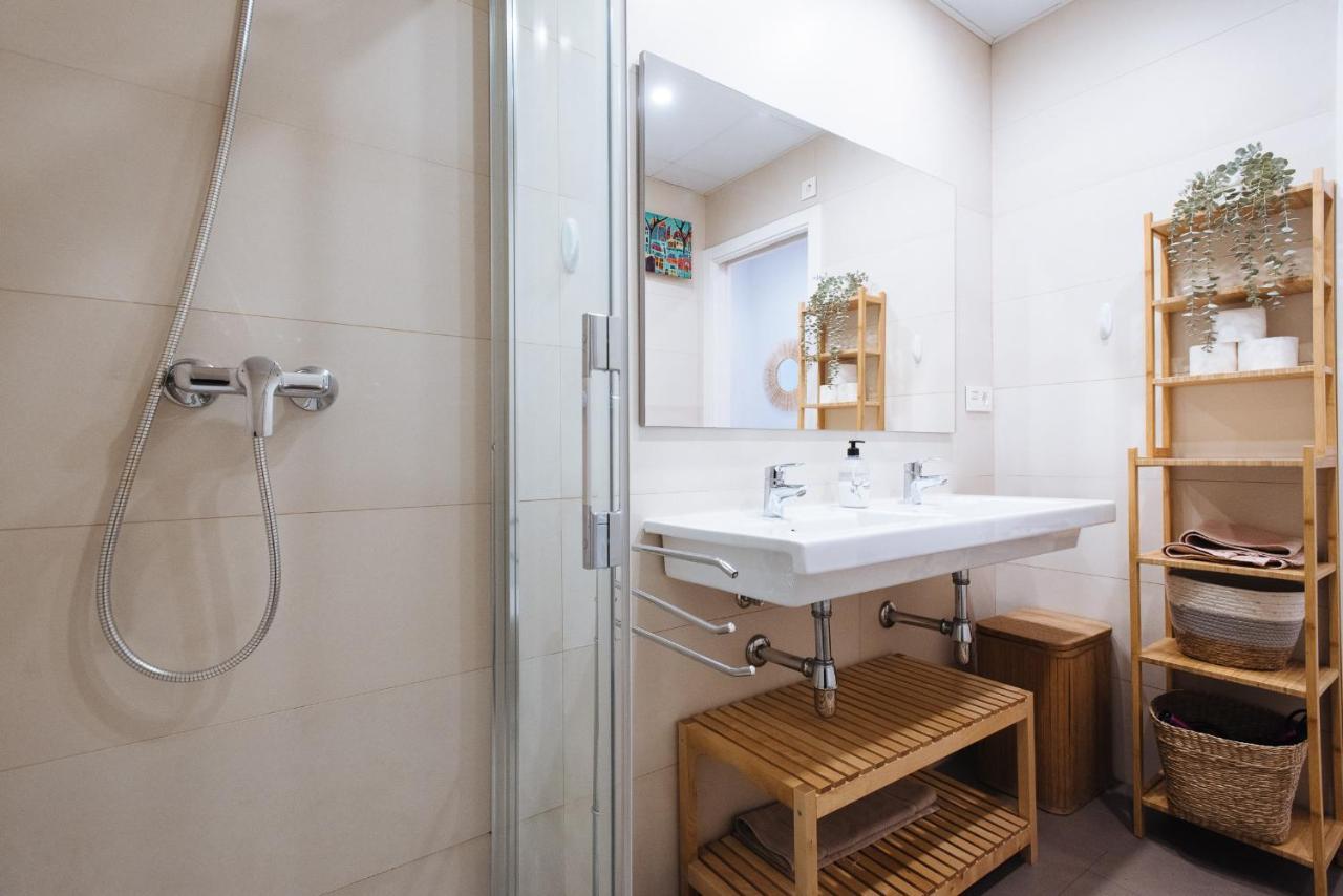 Apartamento estelar con piscina y garaje nervión Apartamento Sevilha Exterior foto