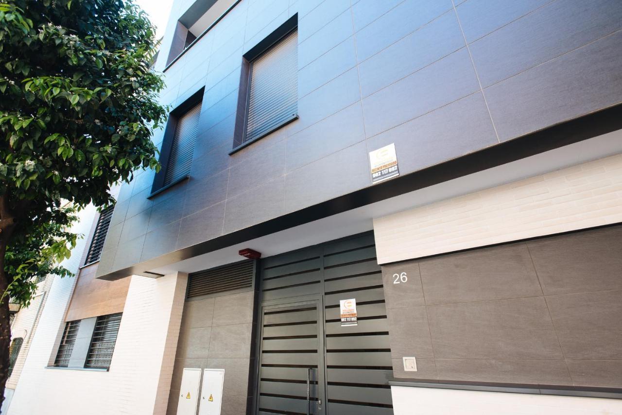 Apartamento estelar con piscina y garaje nervión Apartamento Sevilha Exterior foto