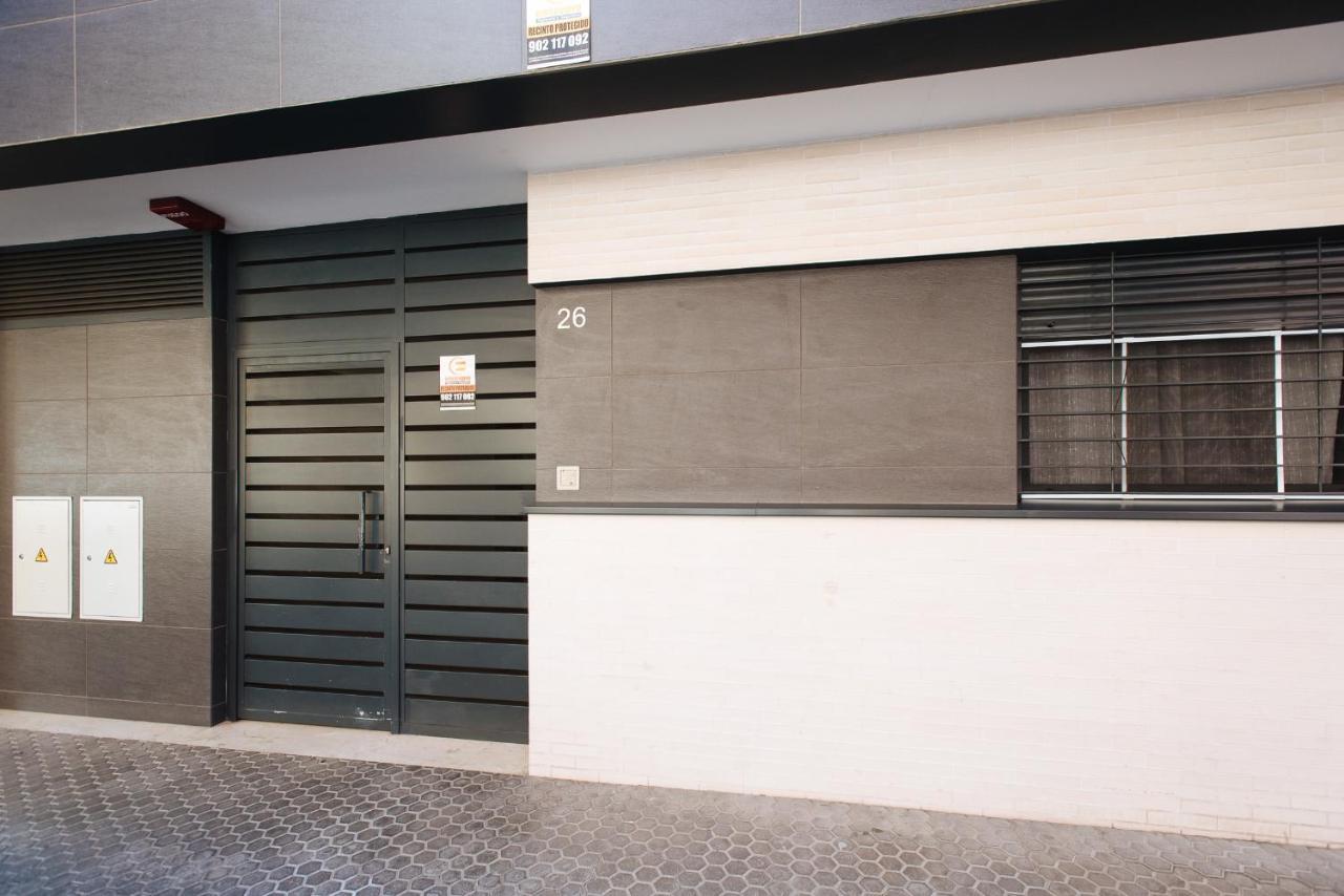 Apartamento estelar con piscina y garaje nervión Apartamento Sevilha Exterior foto