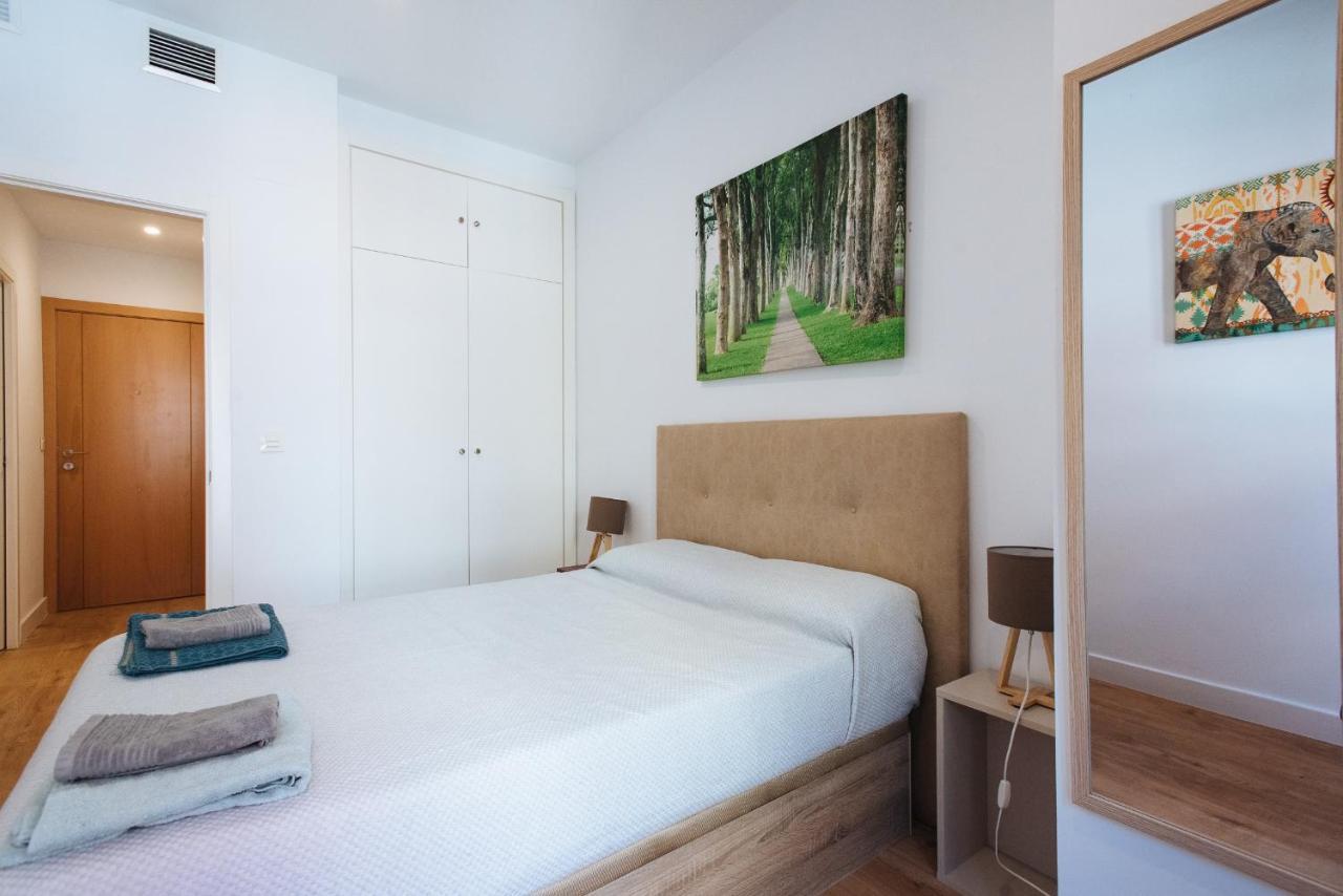 Apartamento estelar con piscina y garaje nervión Apartamento Sevilha Exterior foto
